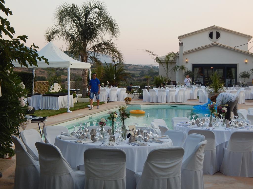 Villa Vravrona Tower & Suites Markópoulon Exterior foto